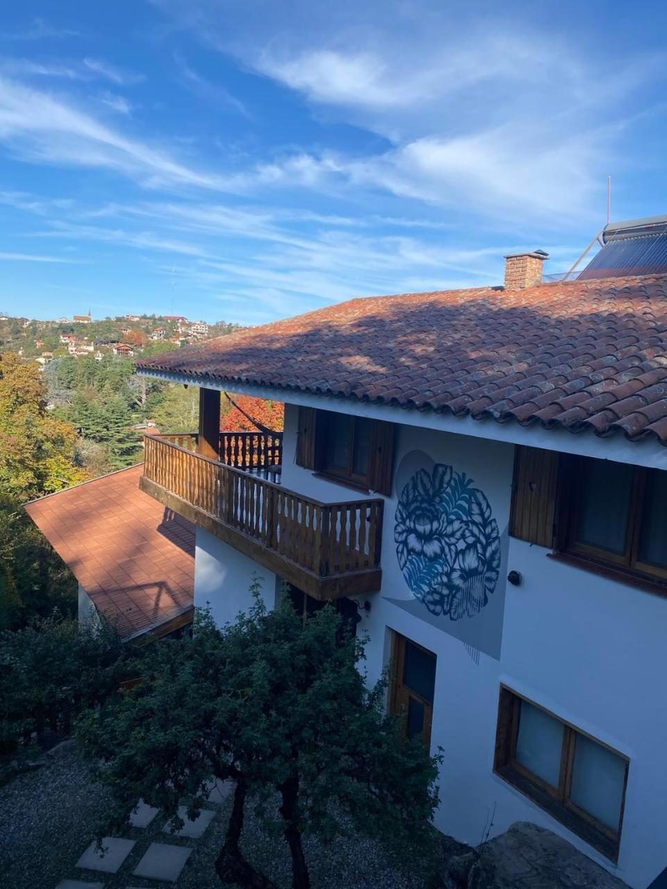 Casa Raiz Cumbrecita Acomodação com café da manhã La Cumbrecita Exterior foto